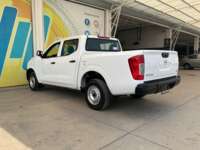 Nissan NP300 Doble Cabina 2019 4p SE L4/2.5 Man A/A Paq. Seg. 2019 Nissan NP300 Doble Cabina Venta Exteriores 7