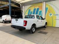 Nissan NP300 Doble Cabina 2019 4p SE L4/2.5 Man A/A Paq. Seg. 2019 Nissan NP300 Doble Cabina Venta Exteriores 5