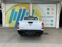 Nissan NP300 Doble Cabina 2019 4p SE L4/2.5 Man A/A Paq. Seg. 2019 Nissan NP300 Doble Cabina Venta Exteriores 6