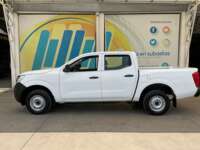 Nissan NP300 Doble Cabina 2019 4p SE L4/2.5 Man A/A Paq. Seg. 2019 Nissan NP300 Doble Cabina Venta Exteriores 8