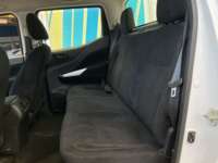 Nissan NP300 Doble Cabina 2019 4p SE L4/2.5 Man A/A Paq. Seg. 2019 Nissan NP300 Doble Cabina Venta Interiores 16