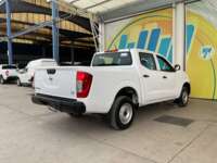 Nissan NP300 Doble Cabina 2019 4p SE L4/2.5 Man A/A Paq. Seg. 2019 Nissan NP300 Doble Cabina Venta Exteriores 5