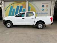 Nissan NP300 Doble Cabina 2019 4p SE L4/2.5 Man A/A Paq. Seg. 2019 Nissan NP300 Doble Cabina Venta Exteriores 8