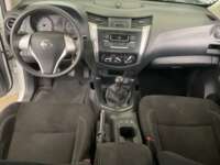 Nissan NP300 Doble Cabina 2019 4p SE L4/2.5 Man A/A Paq. Seg. 2019 Nissan NP300 Doble Cabina Venta Interiores 4