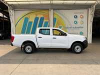 Nissan NP300 Frontier 2020 4p LE L4/2.5 Man 2019 Nissan NP300 Frontier Venta Exteriores 4