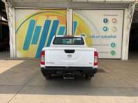 Nissan NP300 Frontier 2020 4p LE L4/2.5 Man 2019 Nissan NP300 Frontier Venta Exteriores 6