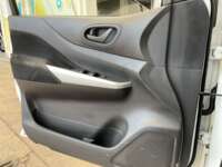 Nissan NP300 Frontier 2020 4p LE L4/2.5 Man 2019 Nissan NP300 Frontier Venta Interiores 13