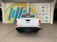 Nissan NP300 Frontier 2019 4p LE L4/2.5 Man 2019 Nissan NP300 Frontier Venta Exteriores 6