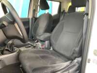 Nissan NP300 Frontier 2019 4p LE L4/2.5 Man 2019 Nissan NP300 Frontier Venta Interiores 14