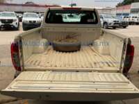 Nissan NP300 Doble Cabina 2019 4p SE L4/2.5 Man A/A Paq. Seg. IMG_7401