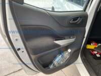Nissan NP300 Doble Cabina 2019 4p SE L4/2.5 Man A/A Paq. Seg. IMG_7397