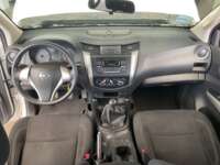 Nissan NP300 Doble Cabina 2019 4p SE L4/2.5 Man A/A Paq. Seg. 2019 Nissan NP300 Doble Cabina Venta Interiores 4