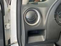 Nissan NP300 Doble Cabina 2019 4p SE L4/2.5 Man A/A Paq. Seg. 2019 Nissan NP300 Doble Cabina Venta Interiores 5
