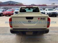Nissan NP300 Doble Cabina 2019 4p SE L4/2.5 Man A/A Paq. Seg. IMG_4663