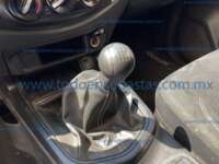 Nissan NP300 Doble Cabina 2019 4p SE L4/2.5 Man A/A Paq. Seg. IMG_4674