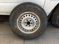 Nissan NP300 Doble Cabina 2019 4p SE L4/2.5 Man A/A Paq. Seg. IMG_4701