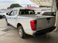 Nissan NP300 Frontier 2019 4p LE L4/2.5 Man IMG_7334