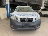 Nissan NP300 Frontier 2019 4p LE L4/2.5 Man IMG_7329