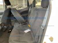 Nissan NP300 Frontier 2019 4p LE L4/2.5 Man IMG_7349