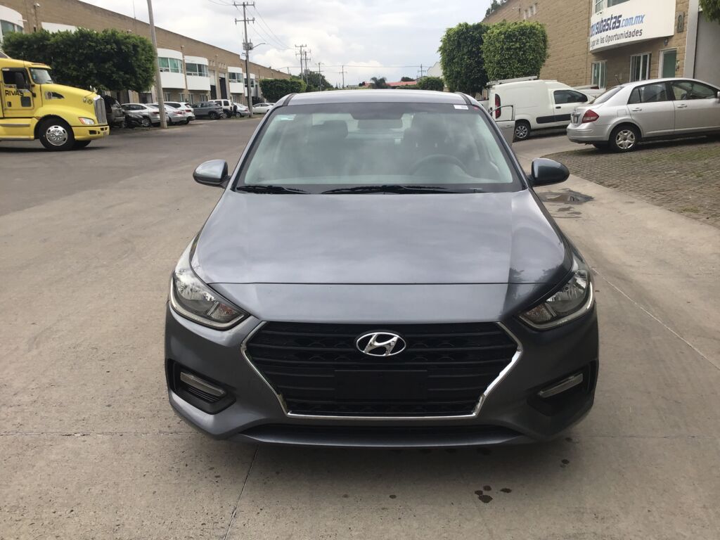 Hyundai Accent 2020 4p GL Mid L4/1.6 Aut 2020 Hyundai Accent Venta Exteriores 2