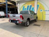 Toyota Hilux 2019 4p Doble Cabina Base L4/2.7 Man  2019 Toyota Hilux Venta Exteriores 5