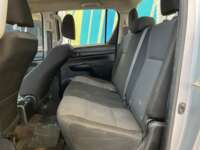 Toyota Hilux 2019 4p Doble Cabina Base L4/2.7 Man  2019 Toyota Hilux Venta Interiores 16