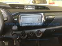 Toyota Hilux 2020 2p Cabina Sencilla L4/2.7 Man 2020 Toyota Hilux Ingreso Interiores 2
