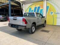 Toyota Hilux 2019 4p Doble Cabina Base L4/2.7 Man  2019 Toyota Hilux Venta Exteriores 5