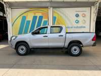 Toyota Hilux 2019 4p Doble Cabina Base L4/2.7 Man  2019 Toyota Hilux Venta Exteriores 8