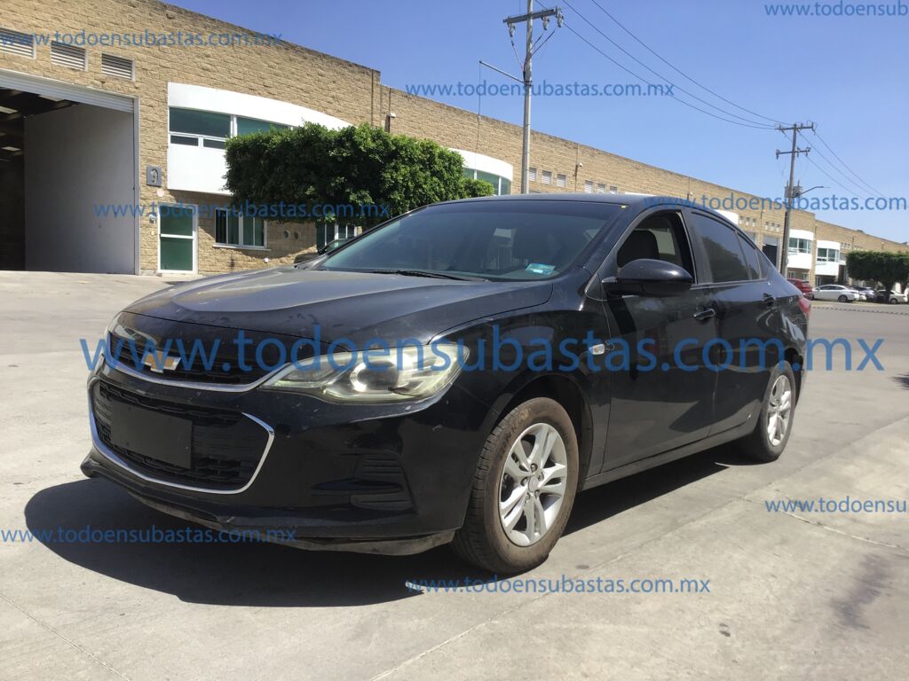 Chevrolet Cavalier 2019 4p LS L4/1.5 Aut    IMG_0734