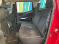 Nissan NP300 Frontier 2016 4p XE L4/2.5 Man 2016 Nissan NP300 Frontier Venta Interiores 16