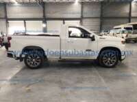 Chevrolet Silverado 3500 2022 2p WT Chasis Cabina V8/6.6 Man IMG_6067