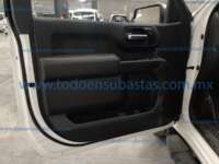 Chevrolet Silverado 3500 2022 2p WT Chasis Cabina V8/6.6 Man IMG_6072