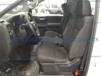 Chevrolet Silverado 3500 2022 2p WT Chasis Cabina V8/6.6 Man IMG_6073