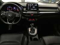 Kia Forte 2020 5p GT Line L4/2.0 IVT  2021 Kia Forte Venta Interiores 4