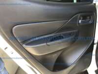 Mitsubishi L200 2022 4p GLX Doble Cabina L4/2.4 Man 2WD 2022 Mitsubishi L200 Ingreso Interiores 14