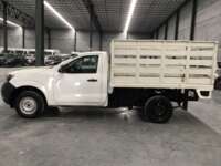 Nissan NP300 Estacas 2018 2p L4/2.5 Man D/H Paq. Seg. 2018 Nissan NP300 Estacas Venta Exteriores 8