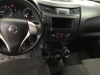 Nissan NP300 Estacas 2018 2p L4/2.5 Man D/H Paq. Seg. 2018 Nissan NP300 Estacas Venta Interiores 4