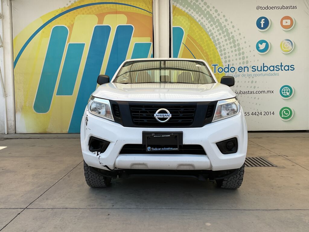 Nissan NP300 Frontier 2020 4p Diesel L4/2.5/T 4X4 Man Paq. Seg. 2020 Nissan NP300 Frontier Venta Exteriores 2