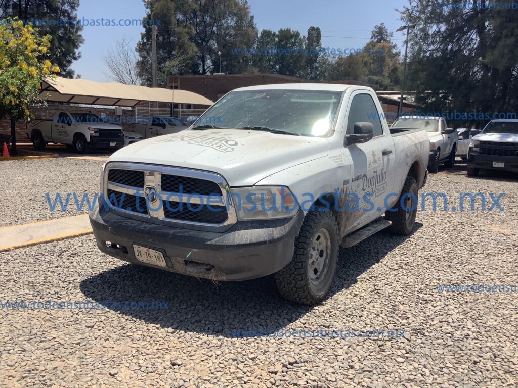 Dodge RAM 2500 2018 2p ST V8/5.7 Aut 4x4 1 _1_