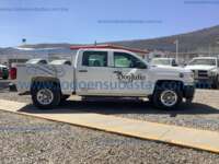 Chevrolet Silverado 2500 2017 4p LS Doble Cabina V8/5.3 Onstar Aut 4X4  004