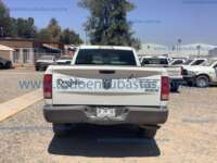 Dodge RAM 2500 2018 2p ST V8/5.7 Aut 4x4 006