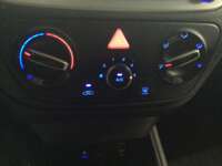 Hyundai Accent 2020 4p GL Mid L4/1.6 Aut  2020 Hyundai Accent Venta Interiores 11