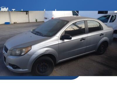 Chevrolet Aveo 2015 4p LS L4/1.6 Man A/A Paquete M