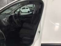 Peugeot Partner 2019 5p L4/1.6/T Diesel Man       2019 Peugeot Partner Venta Interiores 12
