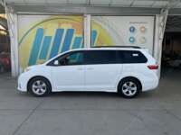 Toyota Sienna 2018 5p LE V6/3.5 Aut 2018 Toyota Sienna Venta Exteriores 8