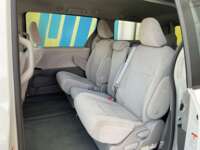 Toyota Sienna 2018 5p LE V6/3.5 Aut 2018 Toyota Sienna Venta Interiores 19