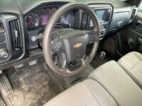 Chevrolet Silverado 3500 2018 2p WT Chasis Cabina V8/6.0 Man A/A 2018 Chevrolet Silverado 3500 Venta Interiores 4