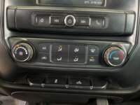 Chevrolet Silverado 3500 2018 2p WT Chasis Cabina V8/6.0 Man A/A 2018 Chevrolet Silverado 3500 Venta Interiores 8