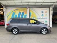 Toyota Sienna 2018 5p LE V6/3.5 Aut 2018 Toyota Sienna Venta Exteriores 4